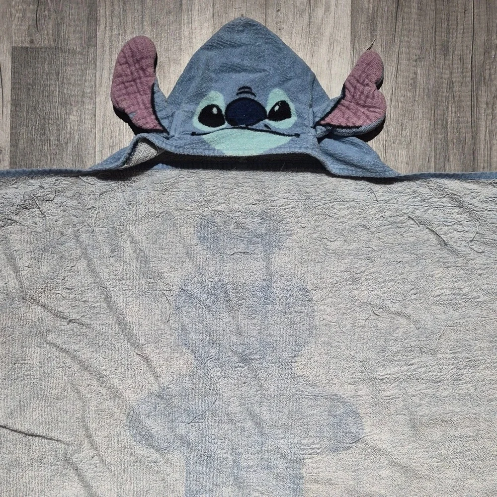 Disney Lilo & Stitch Kids Hooded Bath Towel Blue Character Ears Beach Pool Wrap